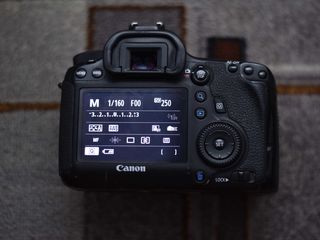 Canon 6D FullFrame foto 3