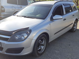 Opel Astra foto 4