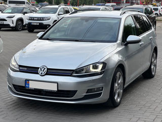 Volkswagen Golf foto 1