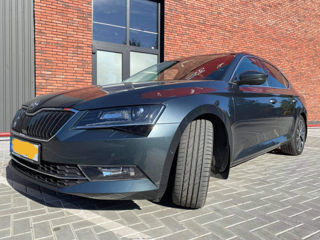 Skoda Superb foto 4