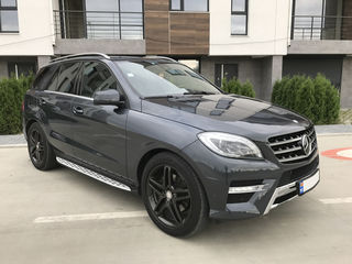 Mercedes ML Class foto 1