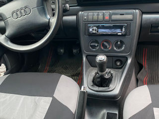 Audi A4 foto 9