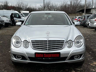 Mercedes E-Class foto 2