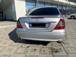 Mercedes E-Class foto 4