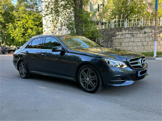 Mercedes E-Class foto 5