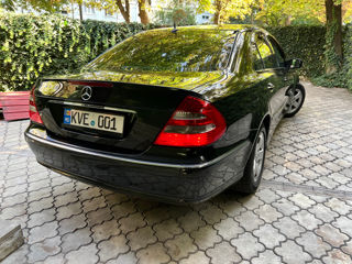 Mercedes E-Class foto 7