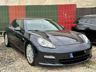 Porsche Panamera foto 16