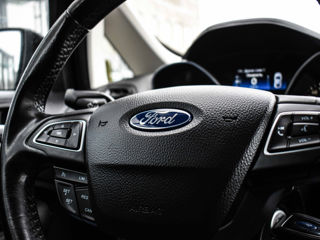 Ford C-Max foto 12