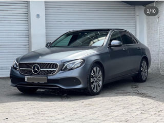 Mercedes E-Class foto 1