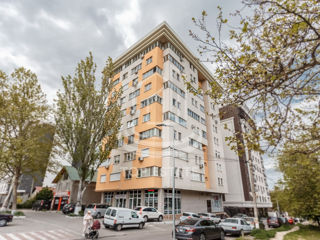 Apartament cu 4 camere, 156 m², Buiucani, Chișinău foto 19