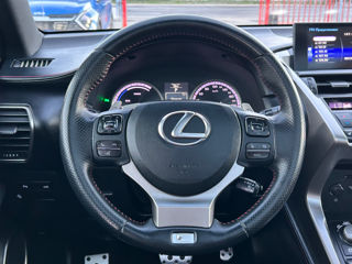 Lexus NX Series foto 11