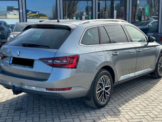 Skoda Superb foto 5