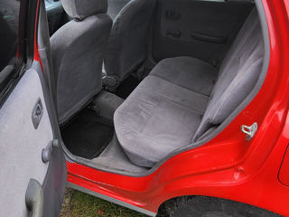 Nissan Micra foto 5