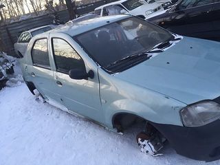 Dacia Logan foto 1