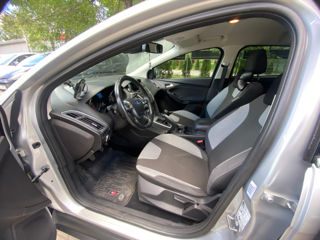 Ford Focus foto 6