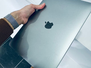 MacBook Air  M1 (8/256) foto 4