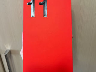 Vând Vând OnePlus 11 5G 16/256Gb, green, nou și sigilat