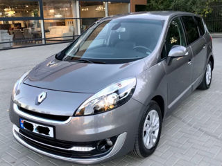 Renault Grand Scenic foto 3