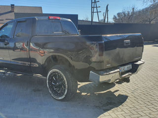 Toyota Tundra foto 5