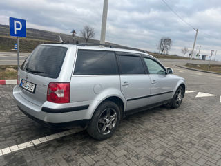 Volkswagen Passat foto 4