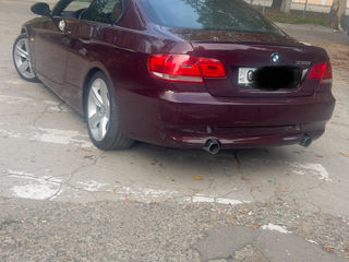 BMW 3 Series Coupe foto 3