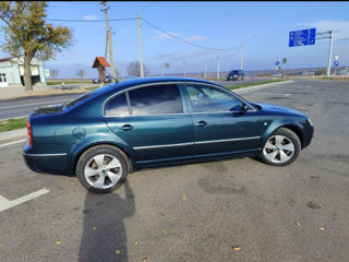 Skoda Superb foto 7