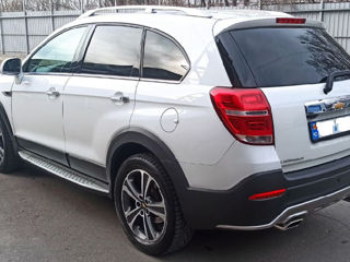 Chevrolet Captiva foto 2