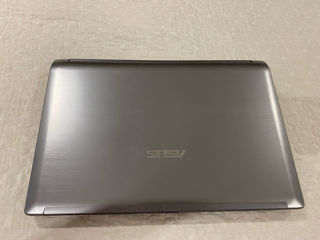 ASUS N53SV  Intel i5, 8Gb RAM, SSD, 2 videocarti.