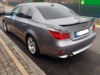 BMW 5 Series foto 5