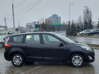 Renault Grand Scenic foto 4