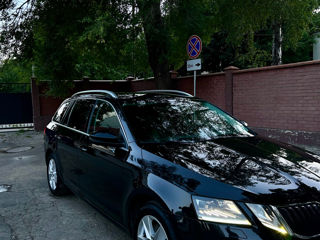 Skoda Octavia foto 4