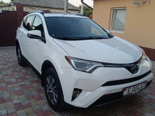 Toyota Rav 4 foto 1