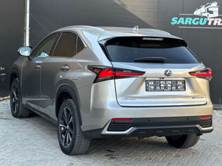 Lexus NX Series foto 4