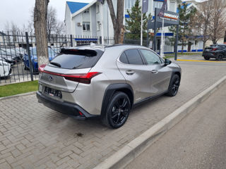 Lexus UX foto 5