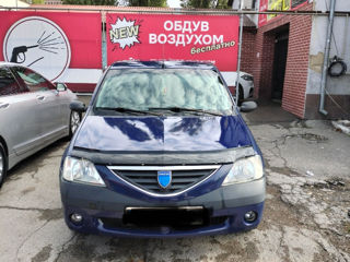 Dacia Logan foto 1