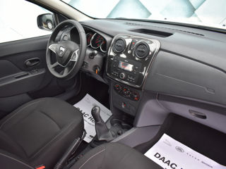 Dacia Logan foto 9