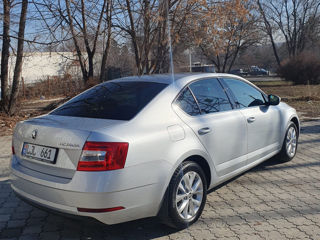 Skoda Octavia foto 3