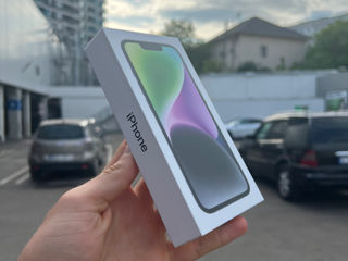 Vând Iphone 14 Nou / Sigilat / Garanție + Bloc 20w Cadou foto 4