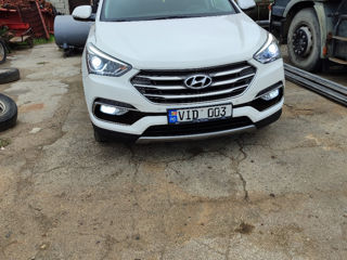 Hyundai Santa FE foto 1