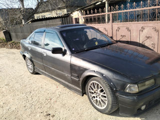 BMW 3 Series foto 2