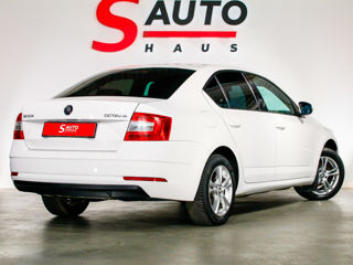 Skoda Octavia foto 3