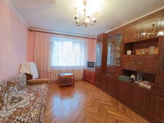 Apartament cu 3 camere, 74 m², Poșta Veche, Chișinău foto 4