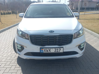 KIA Carnival фото 3