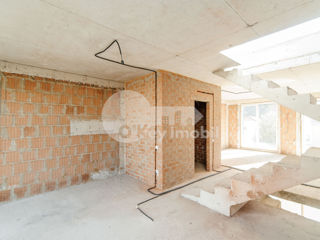 Townhouse cu 3 nivele, 190 mp, Centru, 300 000 € foto 10