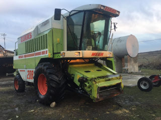 Claas Mega 208 foto 5