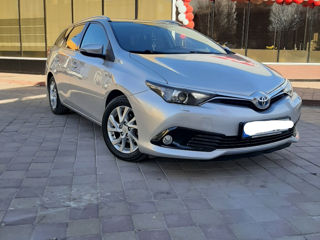 Toyota Auris foto 2