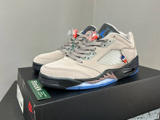 Nike Air Jordan 5 Low PSJ Beige foto 2