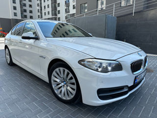 BMW 5 Series foto 5