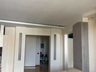 Apartament cu 3 camere, 101 m², Ciocana, Chișinău foto 3