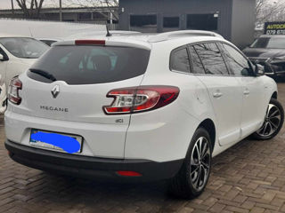 Renault Megane foto 2